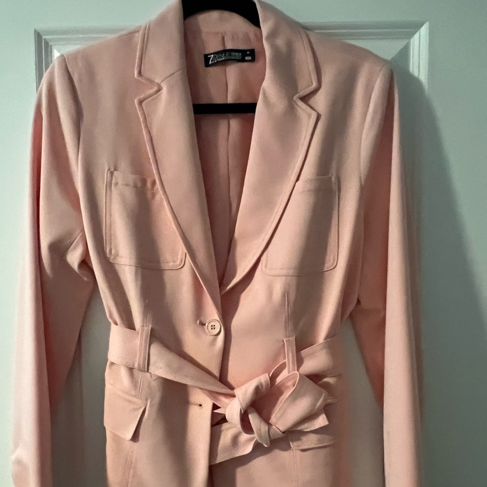 New York & Company Size Medium Pink Blazer - Picture 2 of 5